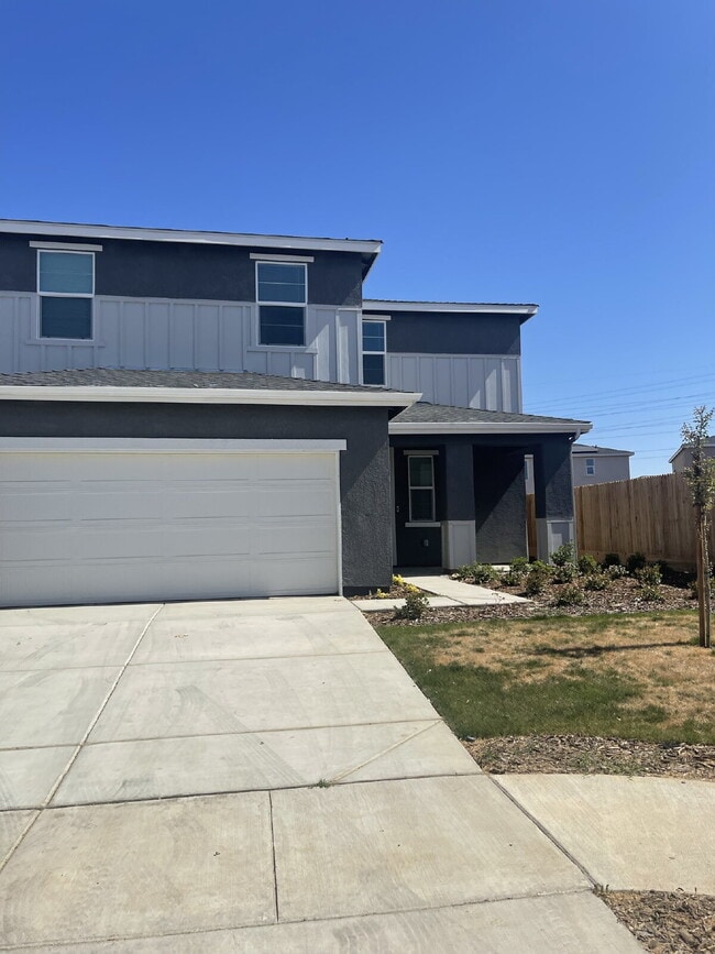 Building Photo - Coming soon "Spacious 5-Bedroom Retreat wi...