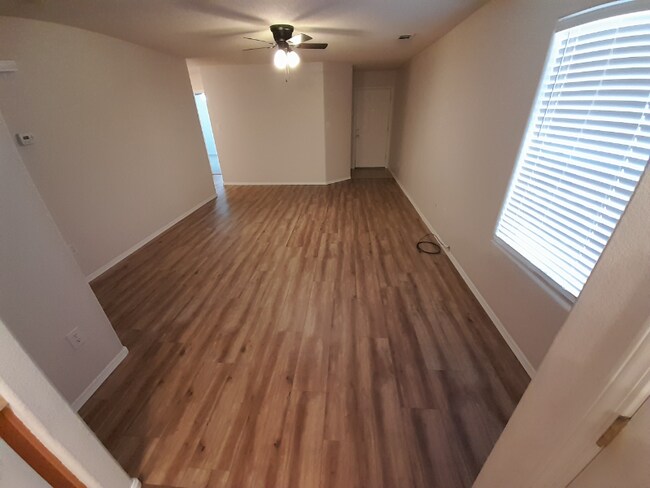 Building Photo - 4092 Sandia Vista Rd