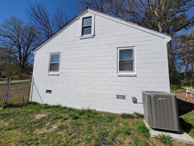 Foto del edificio - 2 bedroom home