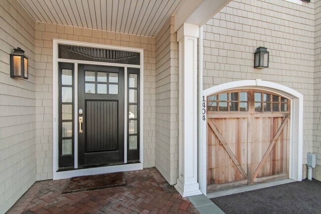 Building Photo - 1404 High Pond Ln