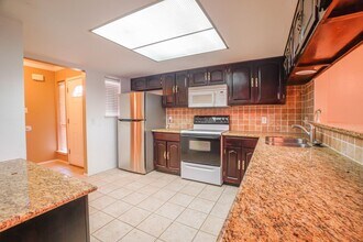 Building Photo - 5005 Georgi Ln