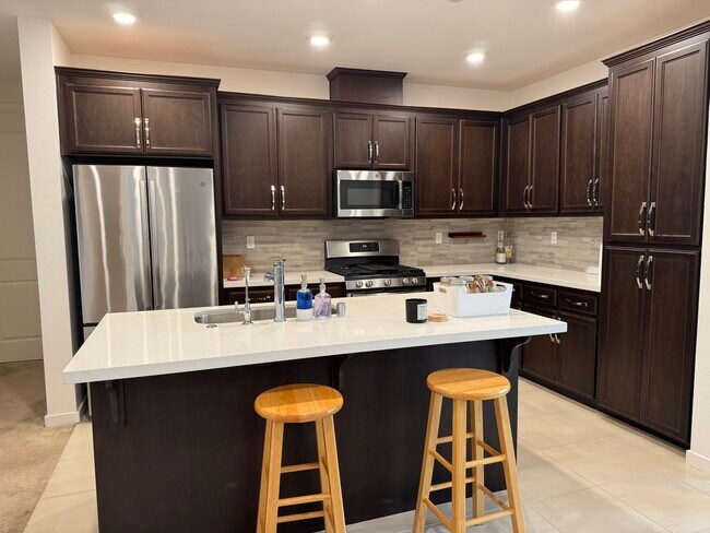Cocina - 5891 Cadence Ave