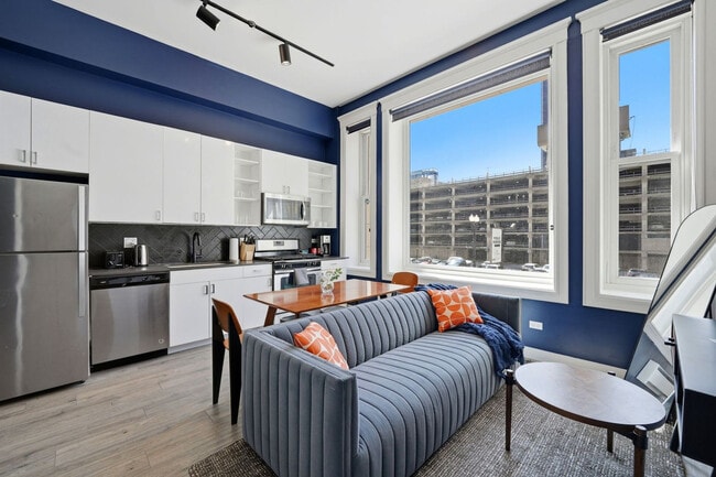 Building Photo - 417 S Dearborn St