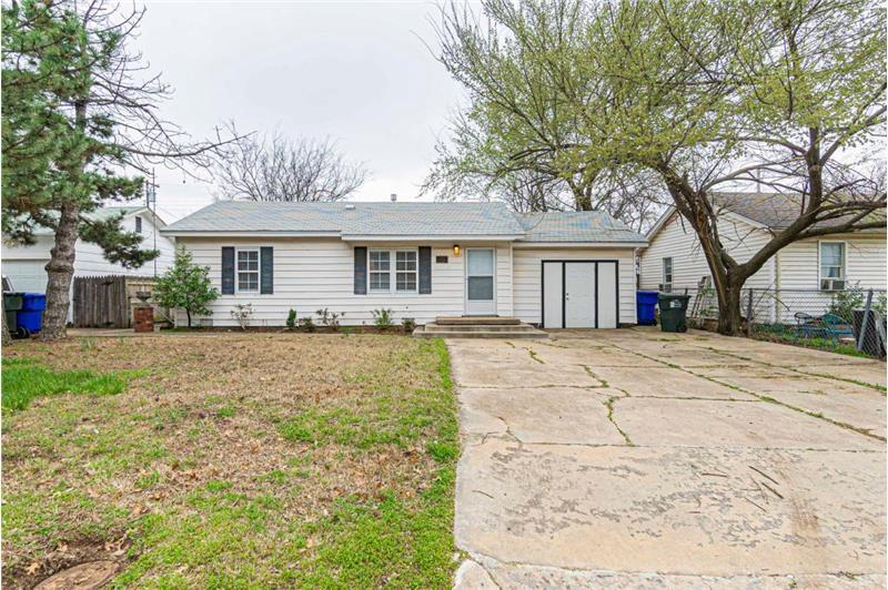 Foto principal - 912 N Cockrel Ave