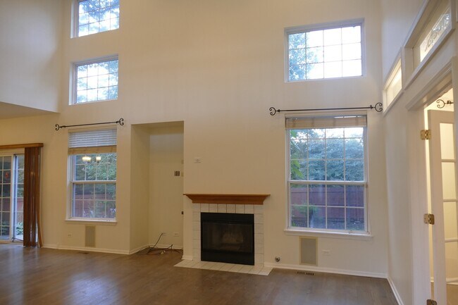 Foto del edificio - 1994 Sparrow Ct