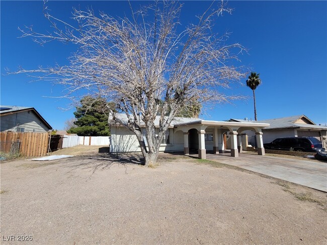 Building Photo - 3908 Montebello Ave