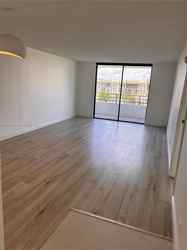 Building Photo - 600 Three Islands Blvd