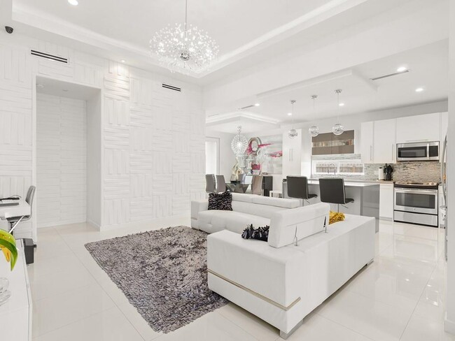 Foto del edificio - 5491 Barbwire Ln