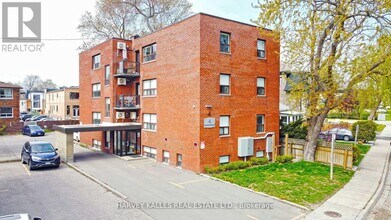 Building Photo - 4 Benson Ave