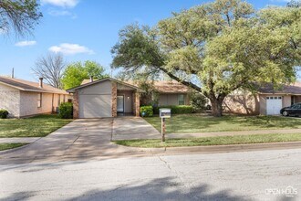 Building Photo - 4906 Colleen Dr