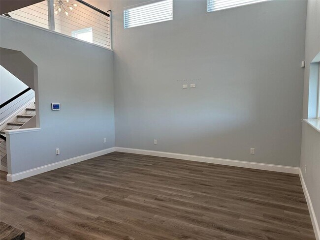 Foto del edificio - 7119 Fair Ln