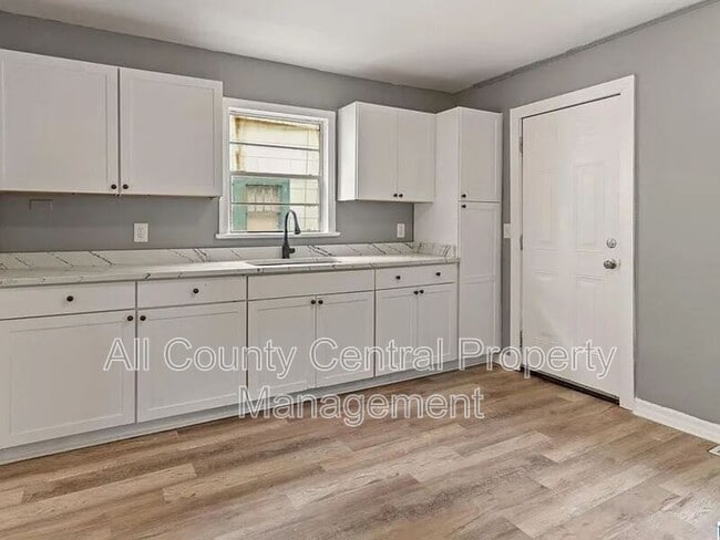 Foto del edificio - 1468 Pike Rd