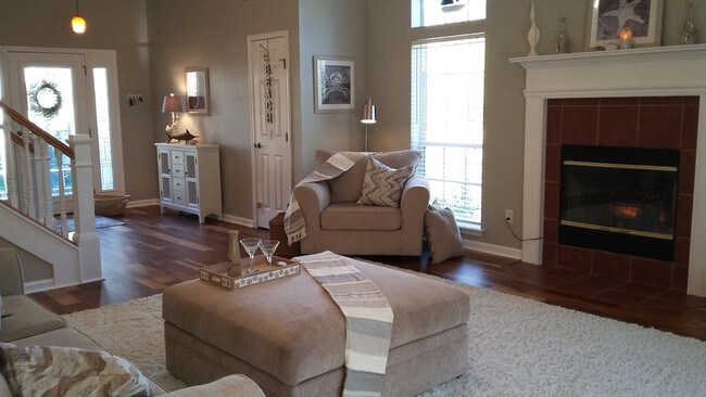 Building Photo - 1489 Marshview Ct