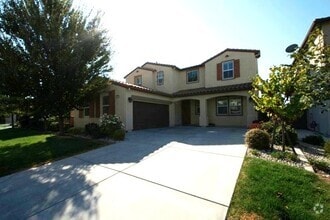 Building Photo - 916 Wilderness Way