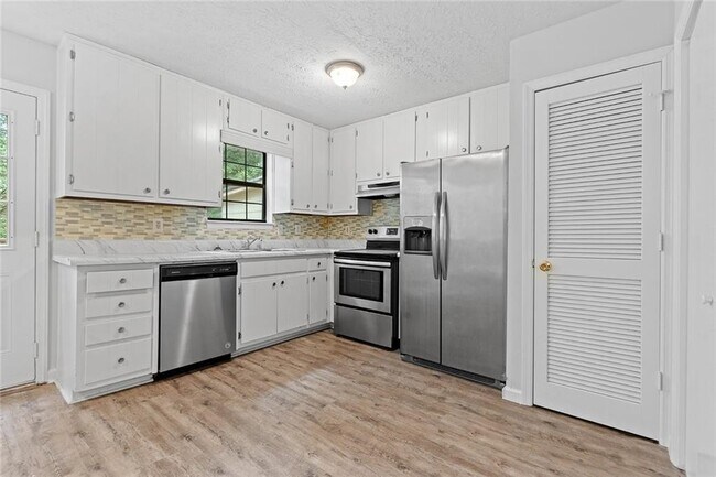 Building Photo - 3031 Parkside Ct