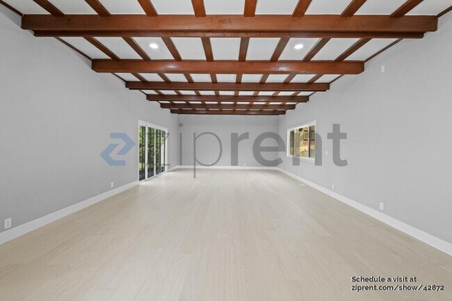 Foto del edificio - 3727 Northridge Dr