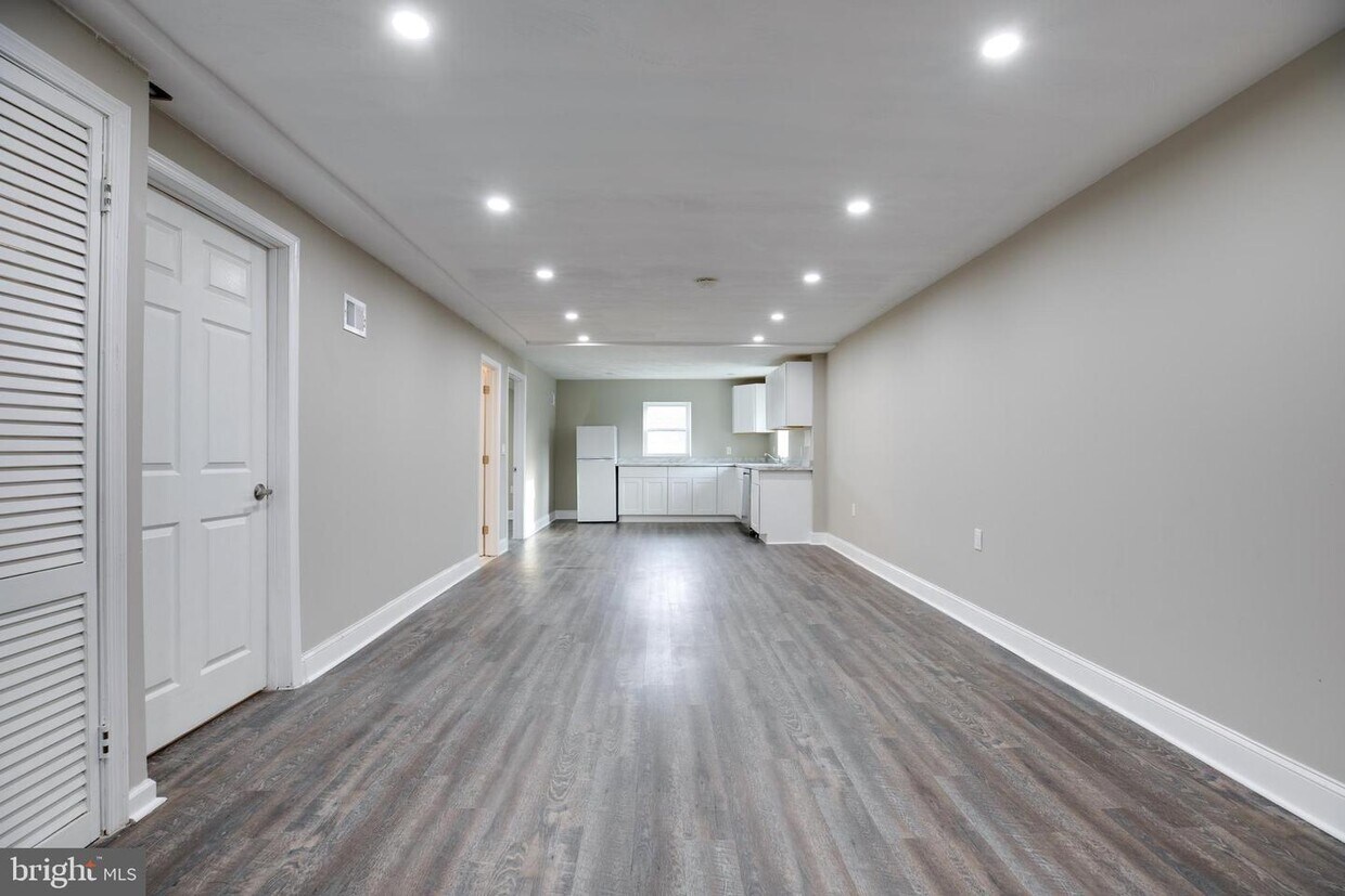 Foto principal - 3815 Lacy Blvd