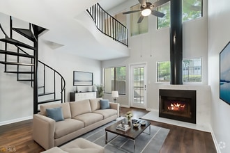 Building Photo - 20 Finch Trl NE