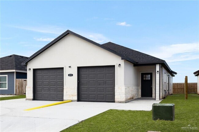 Foto del edificio - 2213 Plains Rd
