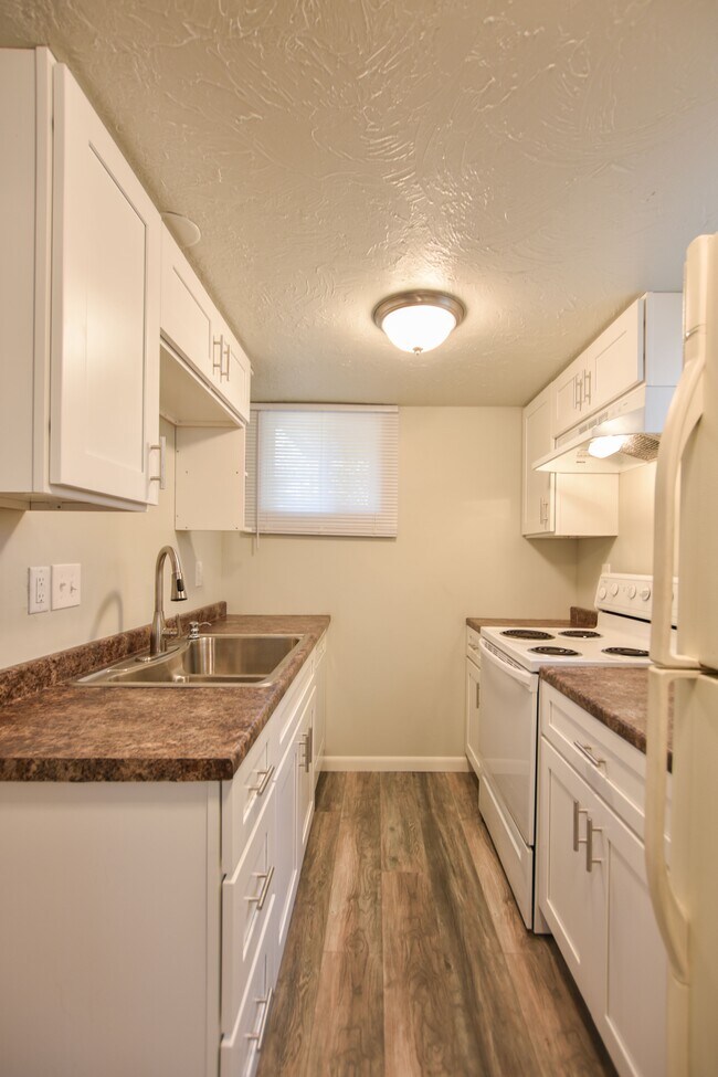 Building Photo - 2981 S 9200 W