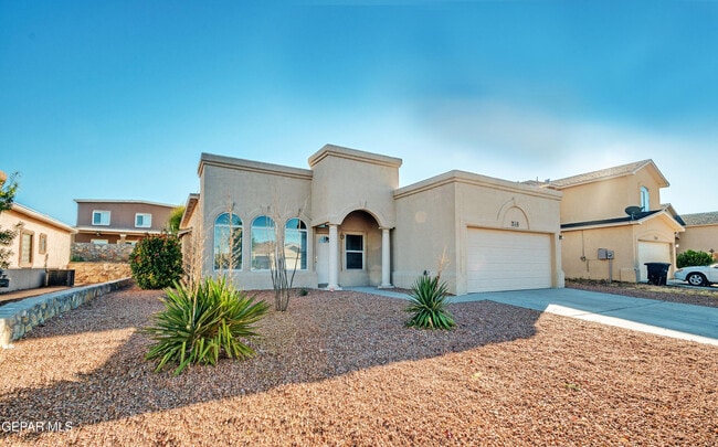 Building Photo - 316 De Palma Pl