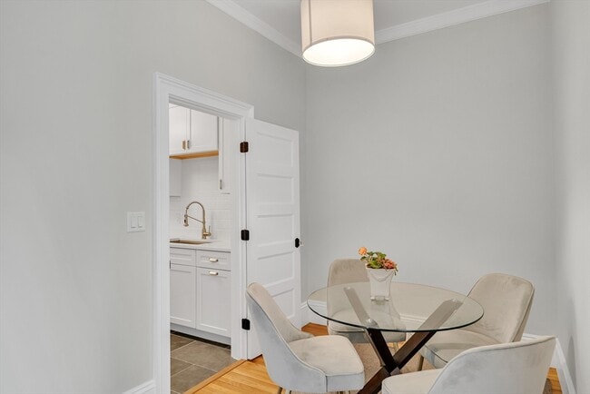 Foto del edificio - 1485 Beacon St