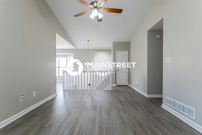 Foto del edificio - 3 Bedroom Pet-Friendly Home in Snellville, GA with Main Street Renewal
