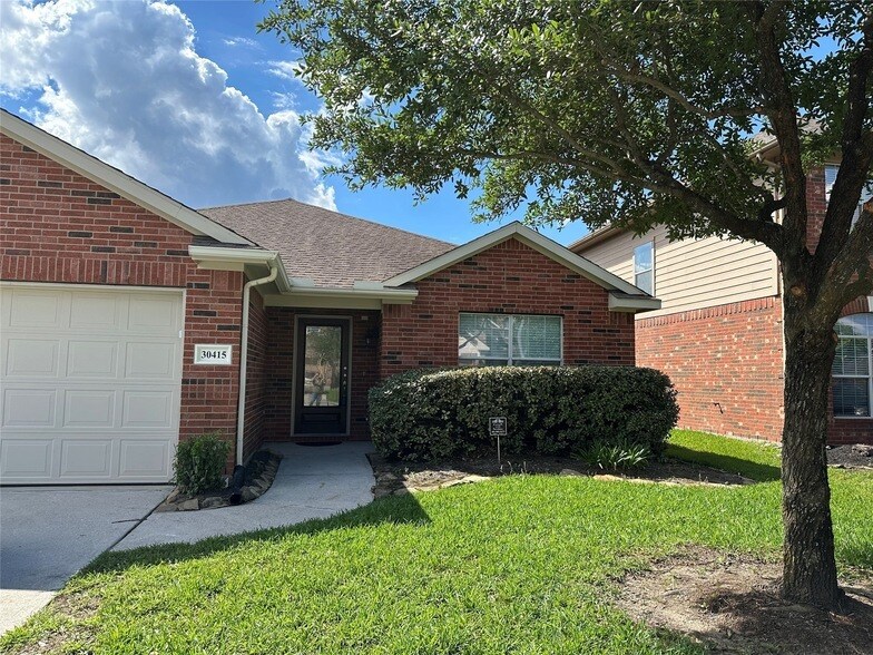 Foto principal - 30415 Deleon Fields Dr