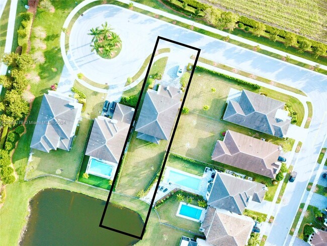 Building Photo - 10475 Tides Terrace