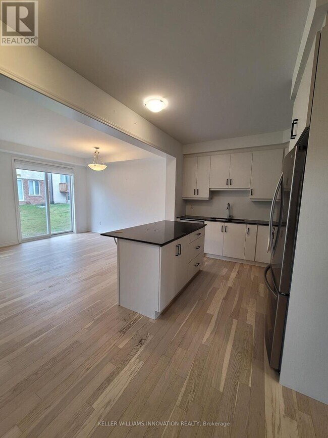 Building Photo - 34 Routley St
