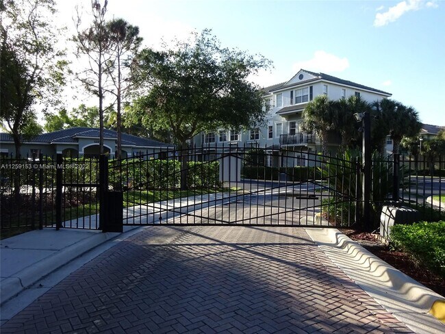 Foto del edificio - 1005 NW 18th Ave
