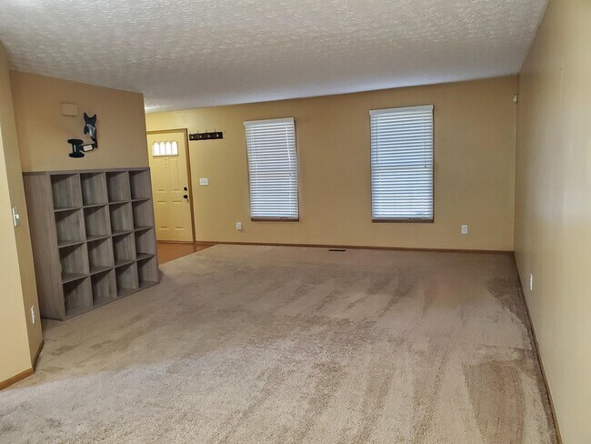 Foto del edificio - 258 Knight Dream St