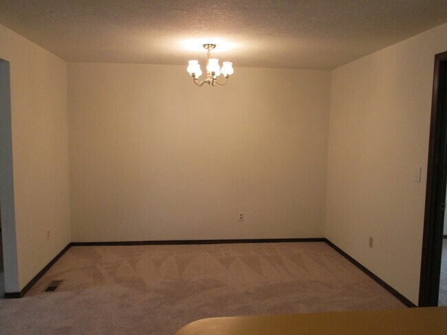 Foto del edificio - 17640 SW Wright St