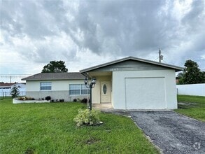 Building Photo - 1695 Julie Tonia Dr