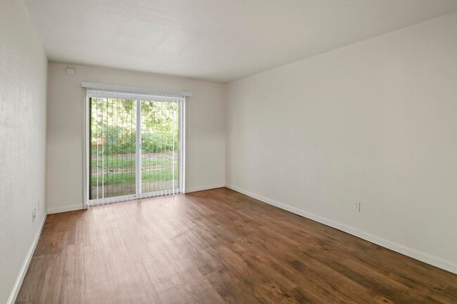 Interior Photo - Westport Crossing Apartments