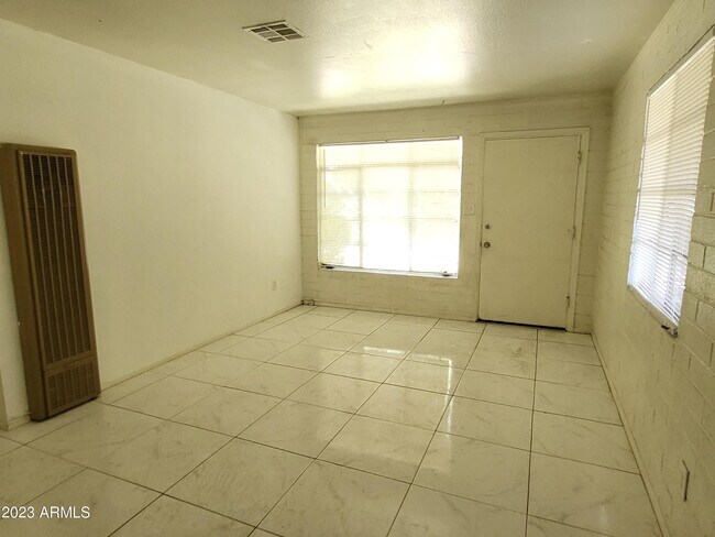 Building Photo - 4138 N 17th St