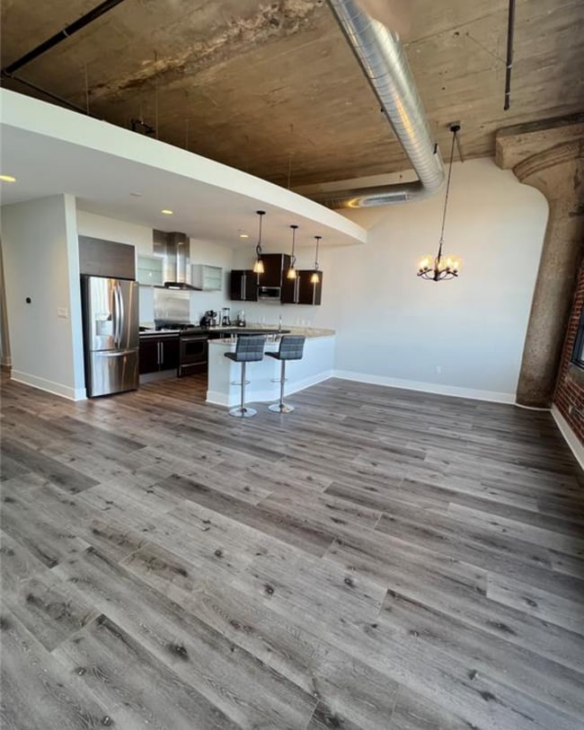 Foto del edificio - 4100 Forest Park Ave