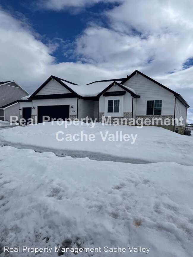 Building Photo - 6 br, 3 bath House - 524 W 3600 S