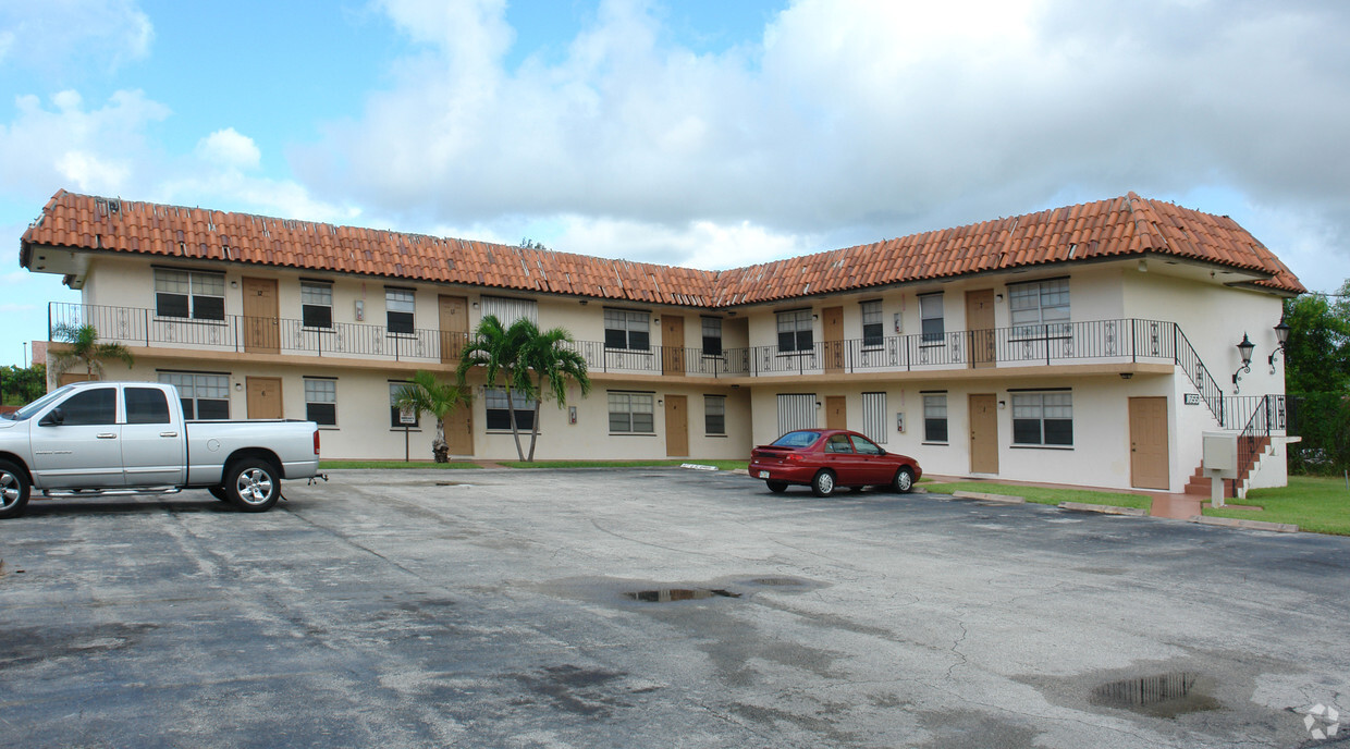Building Photo - 1655 Florida Mango Rd