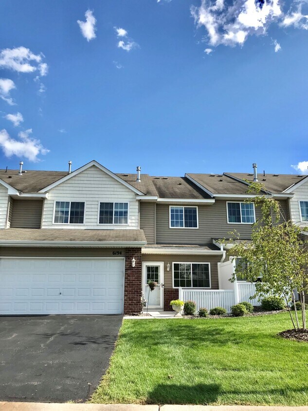 6194 Maclynn Ave NE, Otsego, MN 55301 Townhome Rentals in Otsego MN
