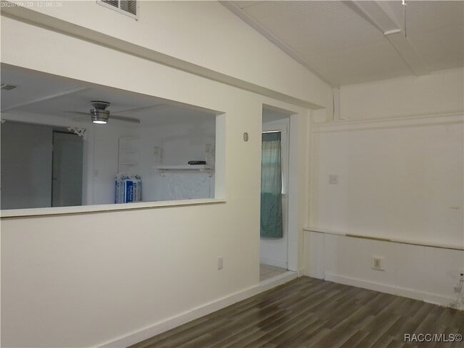 Building Photo - 10578 E Pintail Dr
