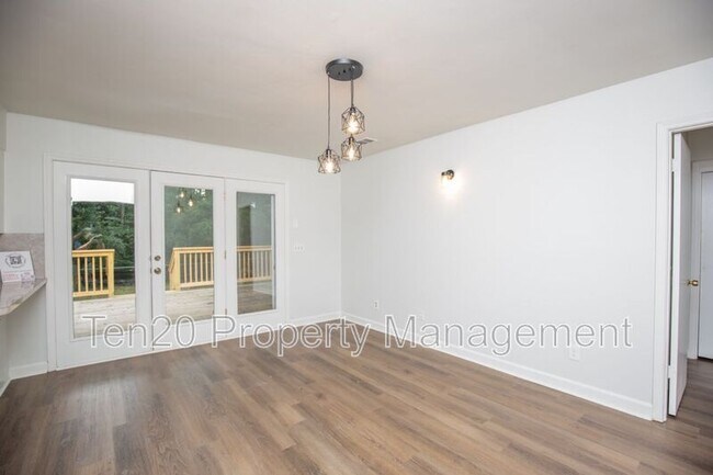 Foto del edificio - 4034 Savannah Dr