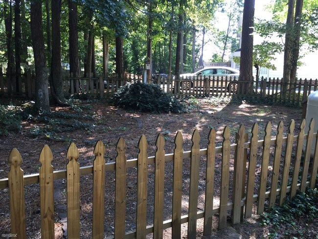 Foto del edificio - 2313 Eagles View Ter