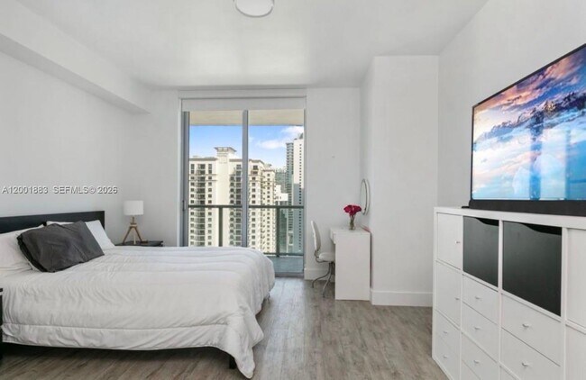Foto del edificio - 1111 SW 1st Ave