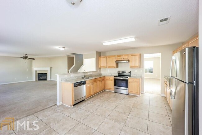 Building Photo - 695 Sweetgum Trace