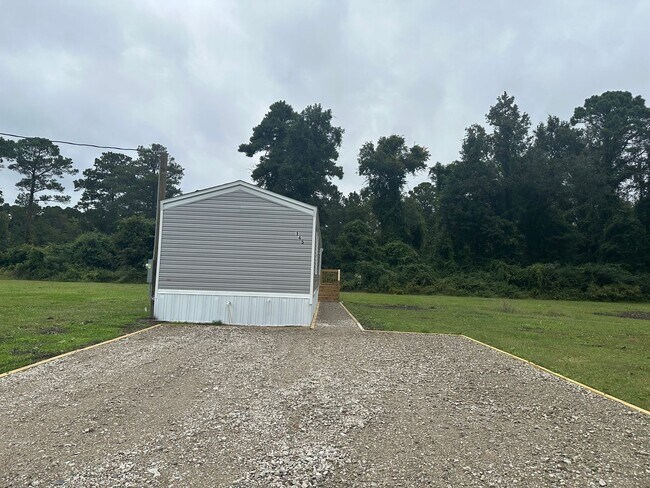 Building Photo - 145 Littleton St