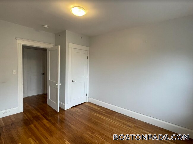 Foto del edificio - 233 Lafayette St