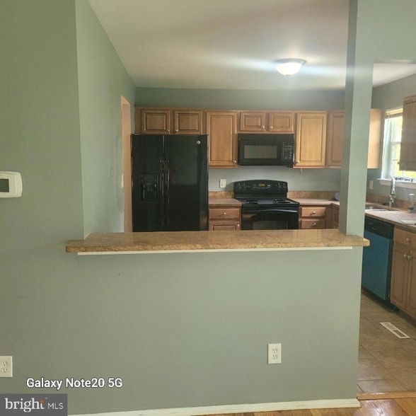 Building Photo - 474 Norvelle Ct