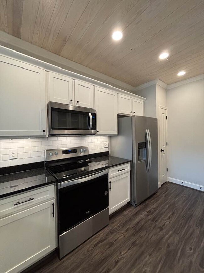 Foto del edificio - 4307 Lennox Ct