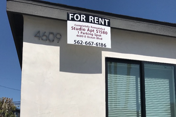 studio has it's own private side entrance - 4609 E Ocean Blvd